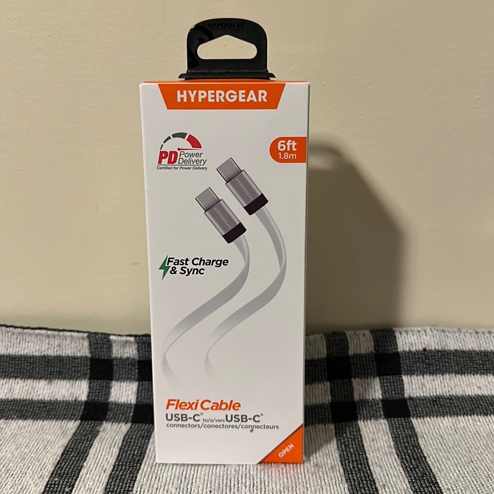 Hypergear Fkexi Cable USB-C to USB-C 6 Ft. Cable